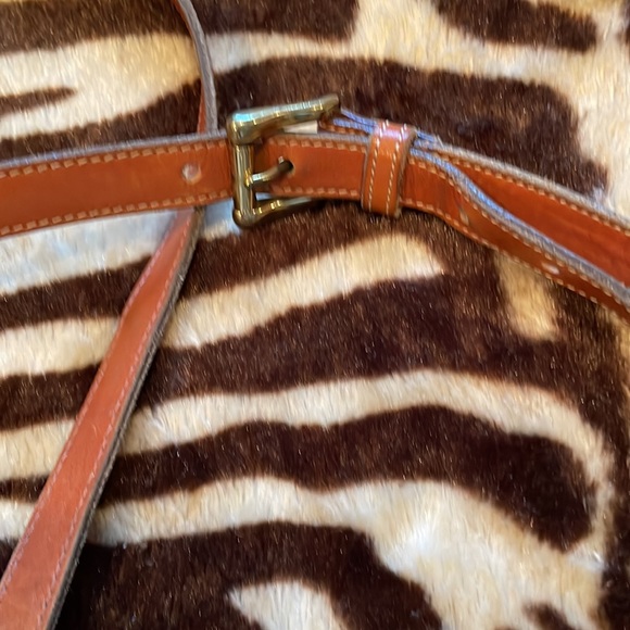 Dooney & Bourke Crossbody Bag - Picture 3 of 11